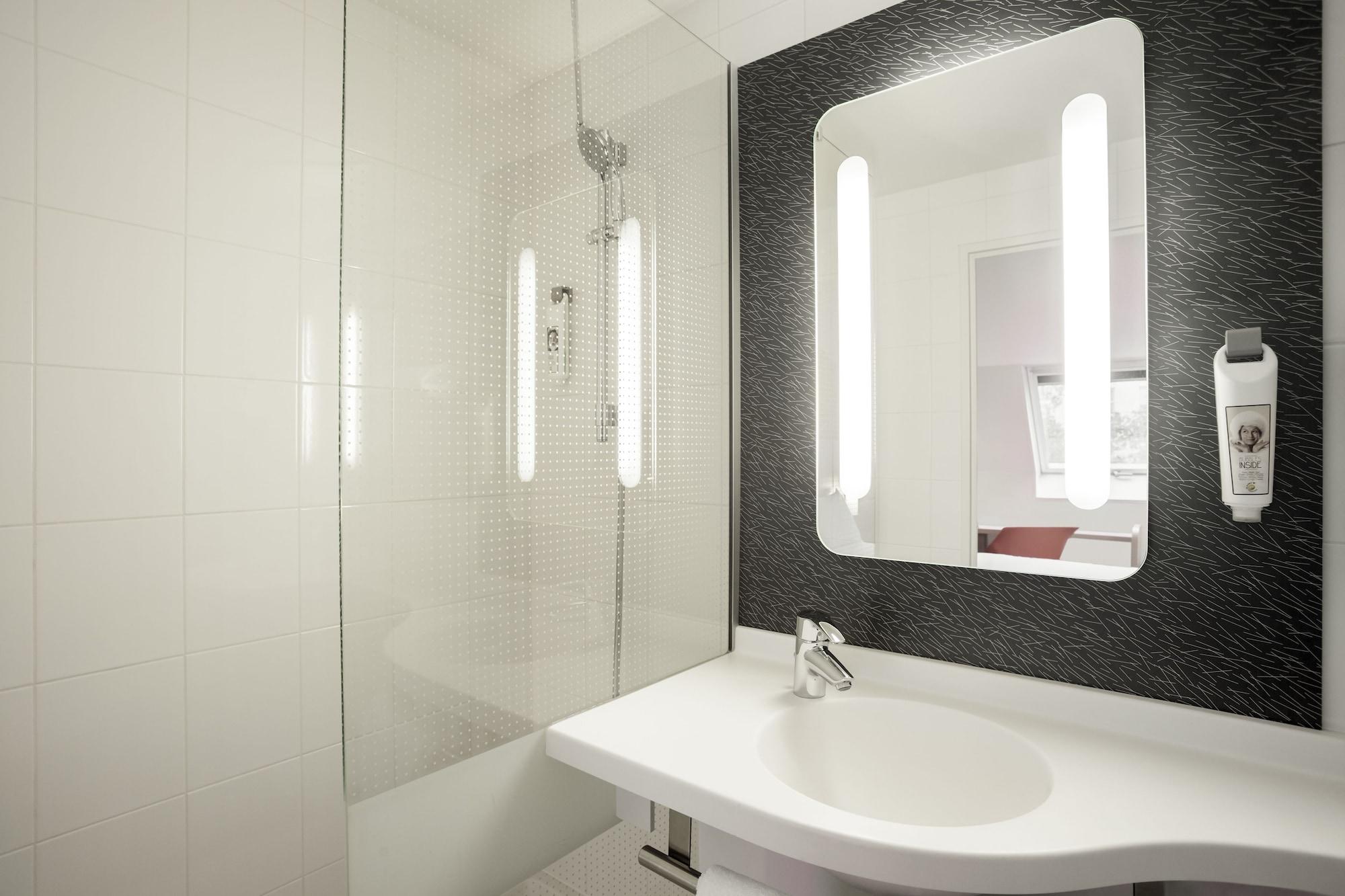 B&B Hotel Orly Rungis Aeroport 3 Etoiles Bagian luar foto