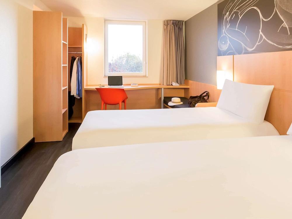 B&B Hotel Orly Rungis Aeroport 3 Etoiles Bagian luar foto