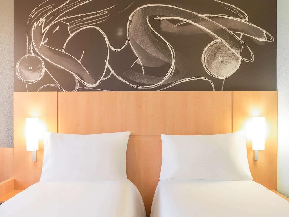 B&B Hotel Orly Rungis Aeroport 3 Etoiles Bagian luar foto